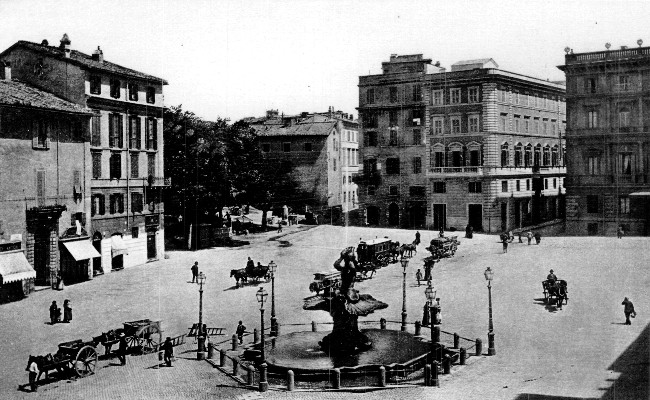 PIAZZA BARBERINI