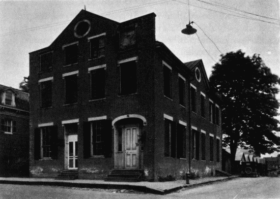 The Old Valley Bank, Leesburg.