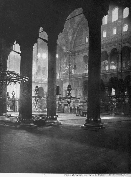 INTERIOR OF SANTA SOPHIA