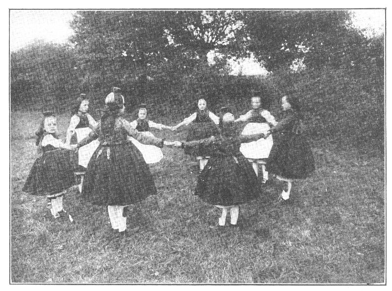 CHILDREN PLAYING AT THE FESTIVAL