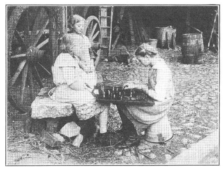 CHILDREN PLAYING CHESS