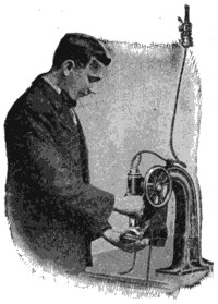 Creasing machine