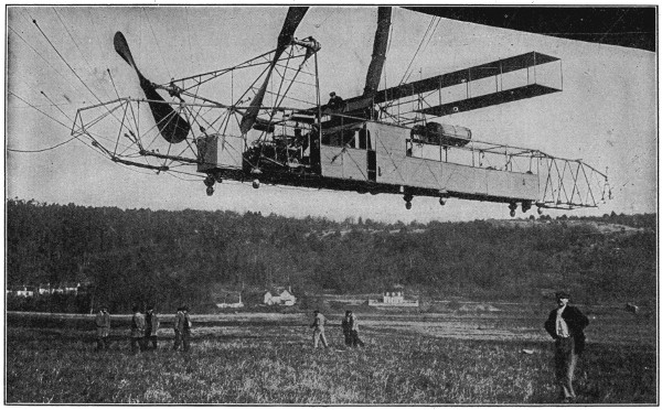 Russian dirigible showing details of car