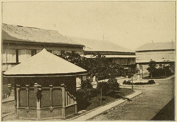 Square of Cervantes: Fashionable Quarter of Manila.