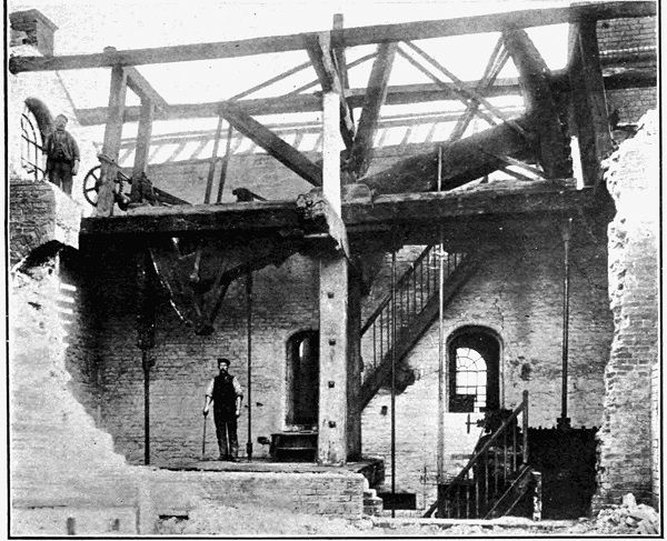 WATT'S EARLIEST TYPE OF PUMPING ENGINE.