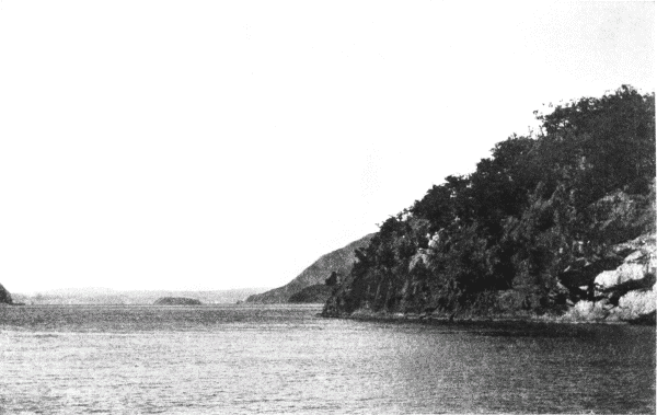 POLLIPEL'S ISLAND AND MOUNT TAURUS