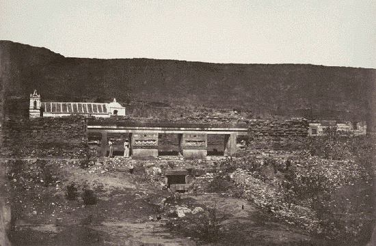 Troisieme Palais, à Mitla, façade.