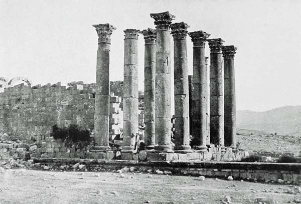 JERASH, TEMPLE OF THE SUN